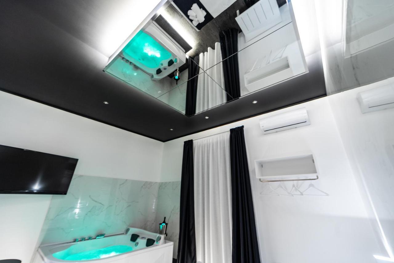 Maximum Suite & Spa Palermo Exterior photo