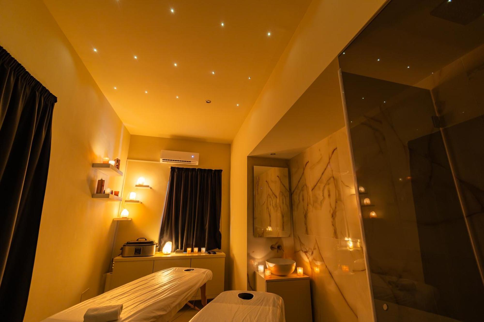 Maximum Suite & Spa Palermo Exterior photo